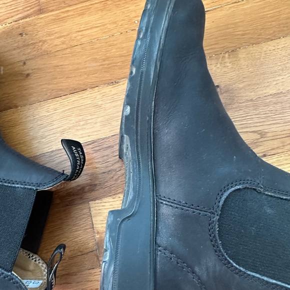 Blundstone Black Leather Boots 
Women’s - Picture 8 of 12